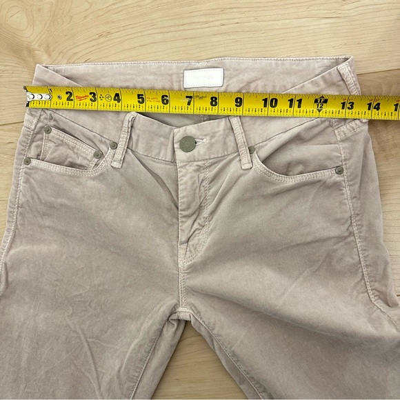 MOTHER The Looker Ankle Skinny Velvet Pants in Beige/Cream colour - Picture 10 of 13